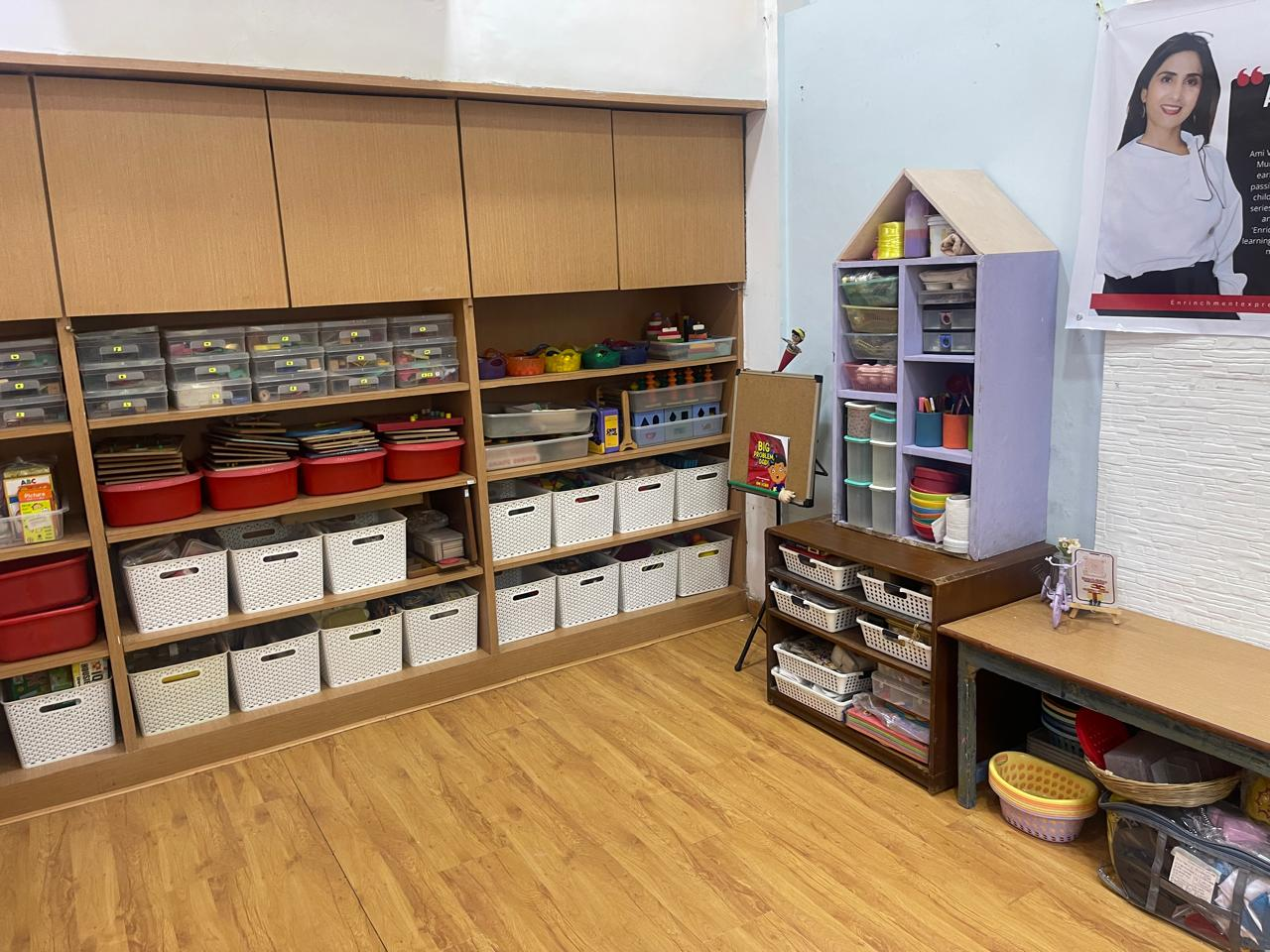 An Enrichment Express classroom session